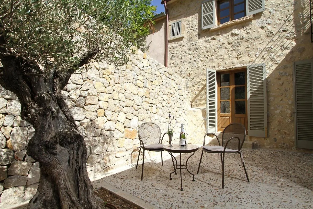 Can Suau Dalt Port de Pollenca 0*,